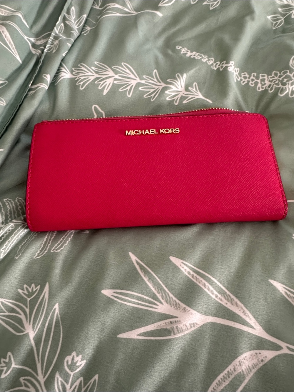 Michael Kors Women's Pink Zip-Around Wallet